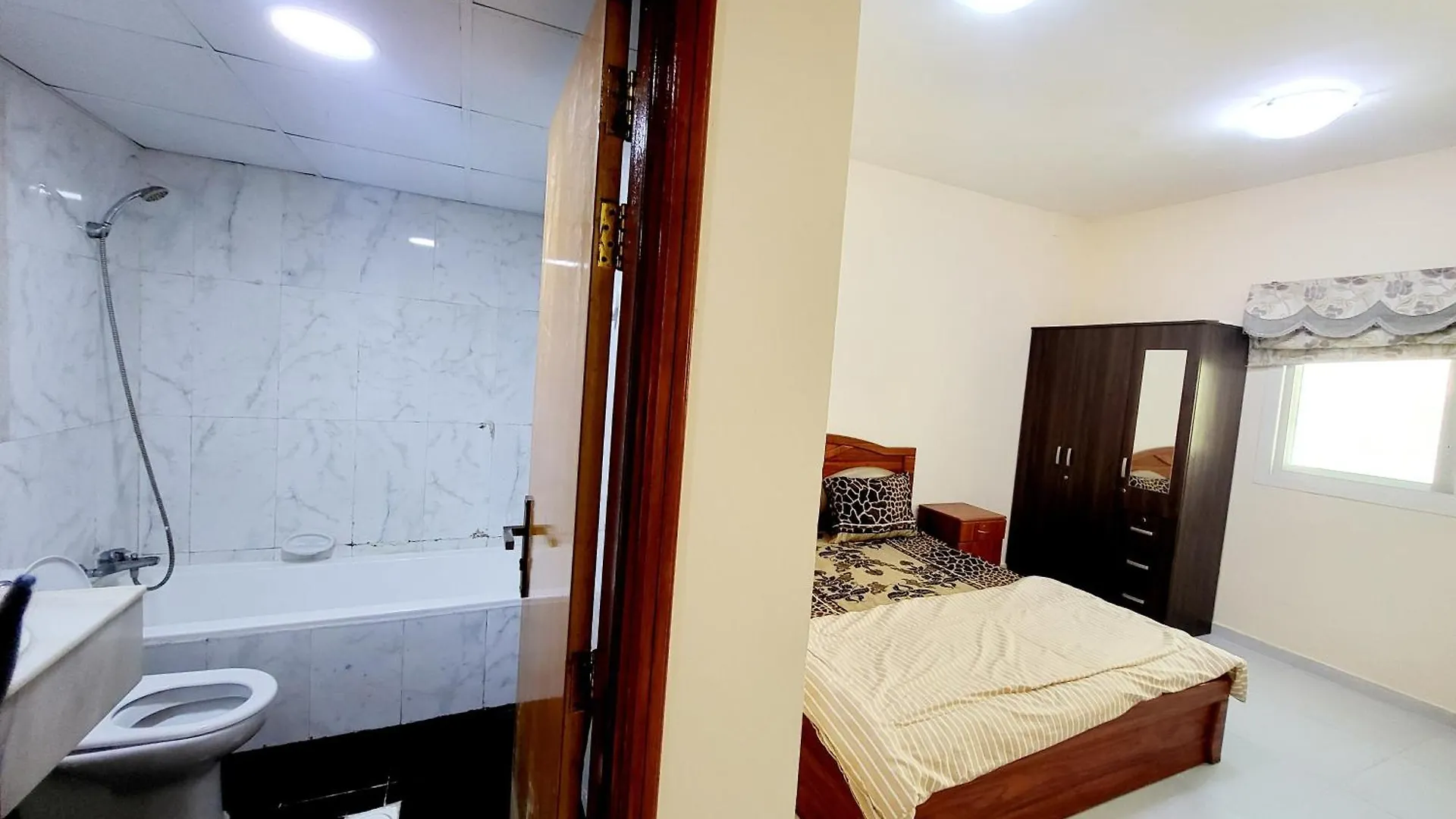 Spacious 2 Bed Room Apartment With 2 Bathrooms Sharjah 0*,