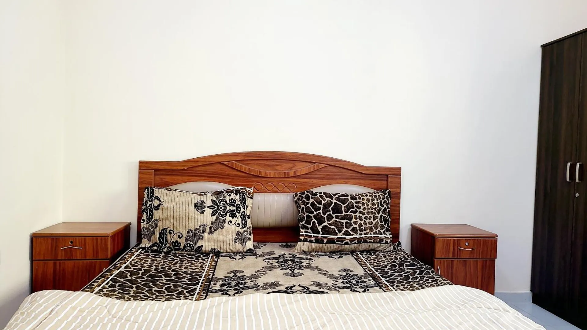 Spacious 2 Bed Room Apartment With 2 Bathrooms Sharjah