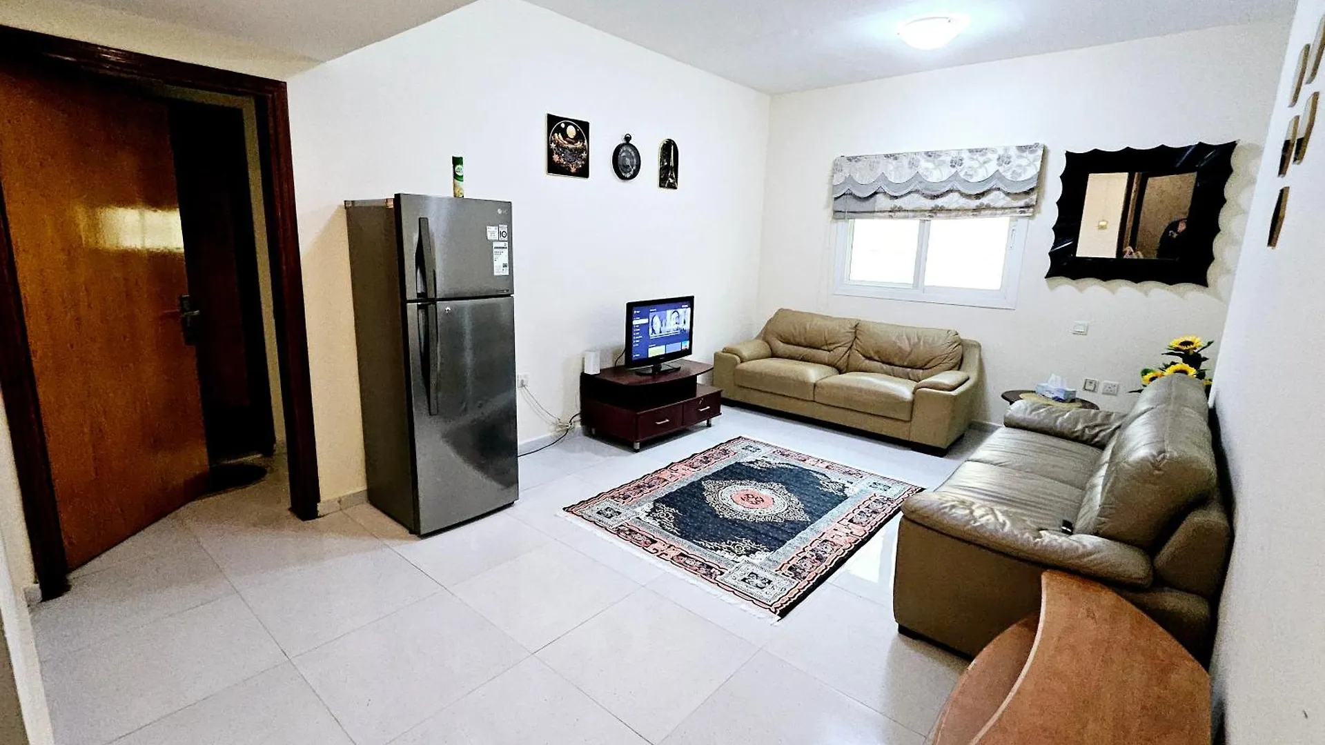 Spacious 2 Bed Room Apartment With 2 Bathrooms Szardża Zjednoczone Emiraty Arabskie